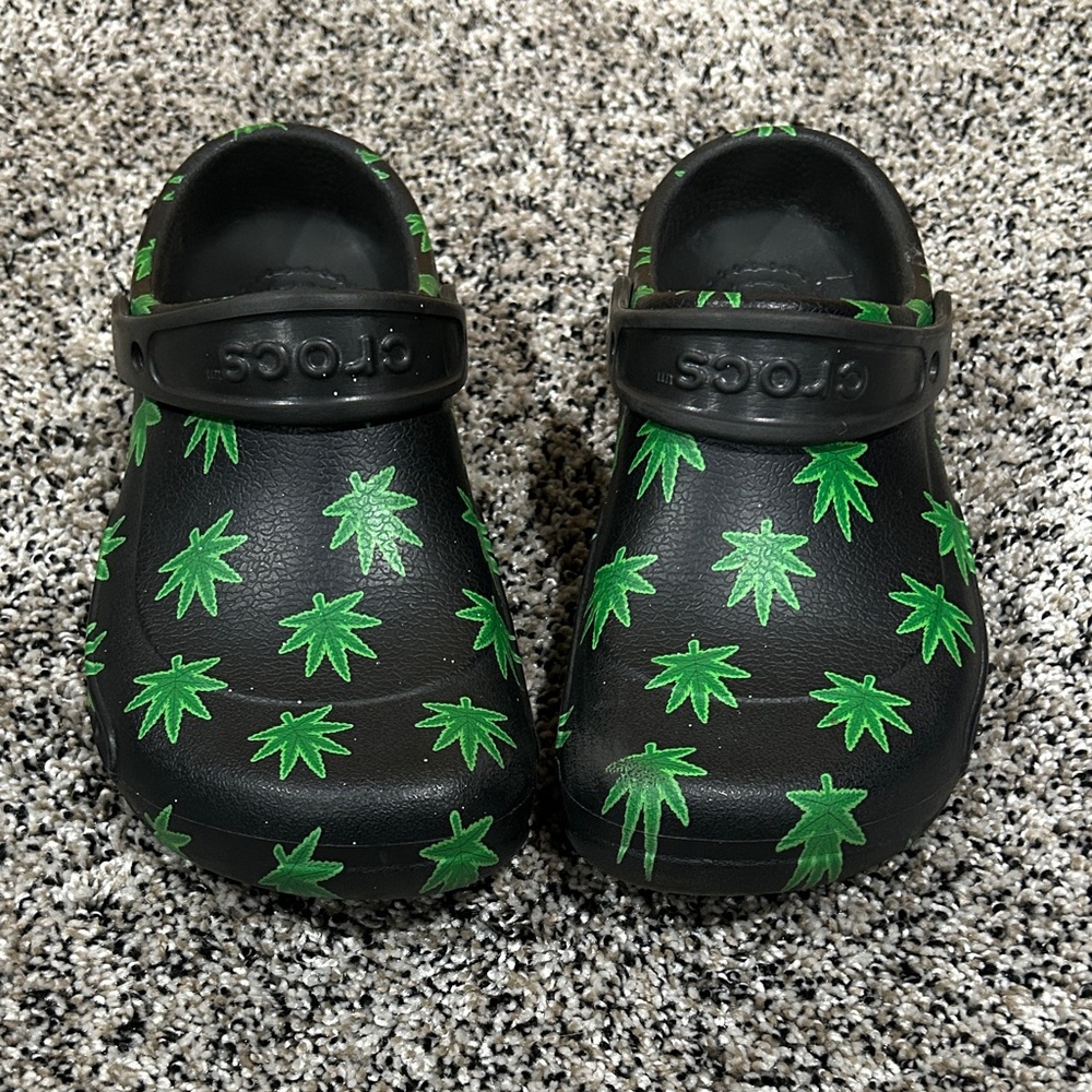 CROCS Black Clog with Bright Green Leaf Pattern